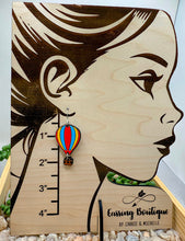 Load image into Gallery viewer, Wood Dangle Hot Air Balloon
