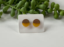 Load image into Gallery viewer, 10mm Wood &amp; Resin Studs - 6 colors options
